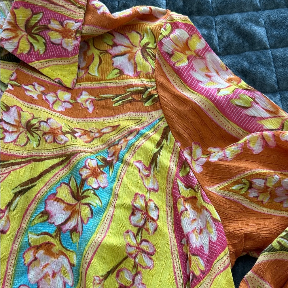 Haute Hippie Multicolor Floral Top - Picture 5 of 9